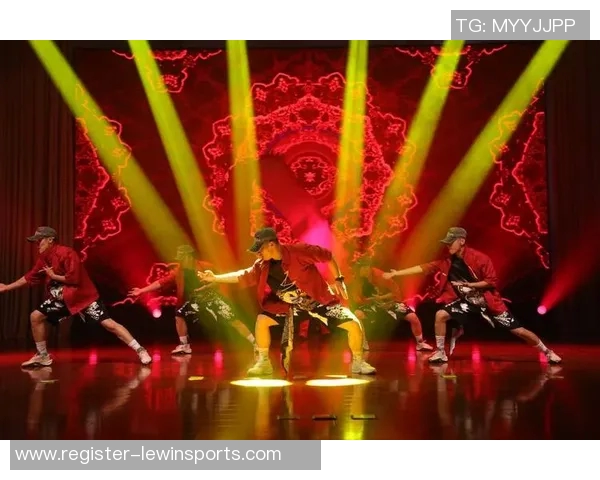 重庆街舞队展现灵活性与活力的运动魅力探索街舞文化的独特魅力与发展潜力