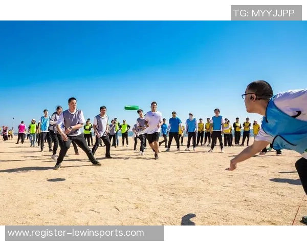 今年运动数据重庆飞盘队在世界街舞大赛中的默契配合与精彩表现评析